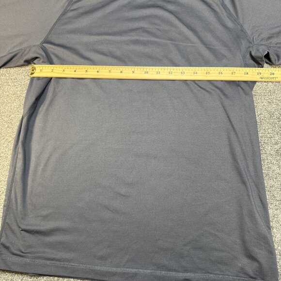 Rhone Gym Workout T-Shirt - Picture 7 of 9